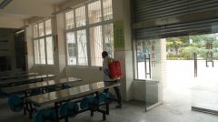 為食堂環(huán)境消毒十三