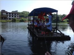 愛心團(tuán)隊八